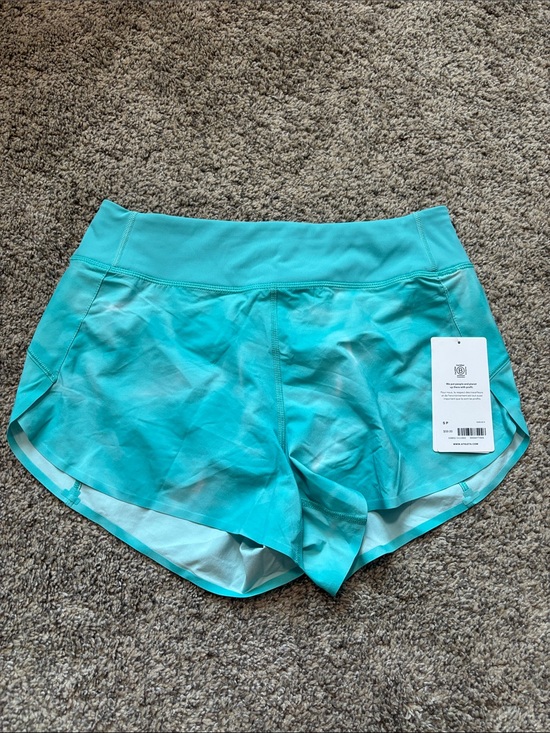 Pants - Athleta Run With It Shorts size small NWT